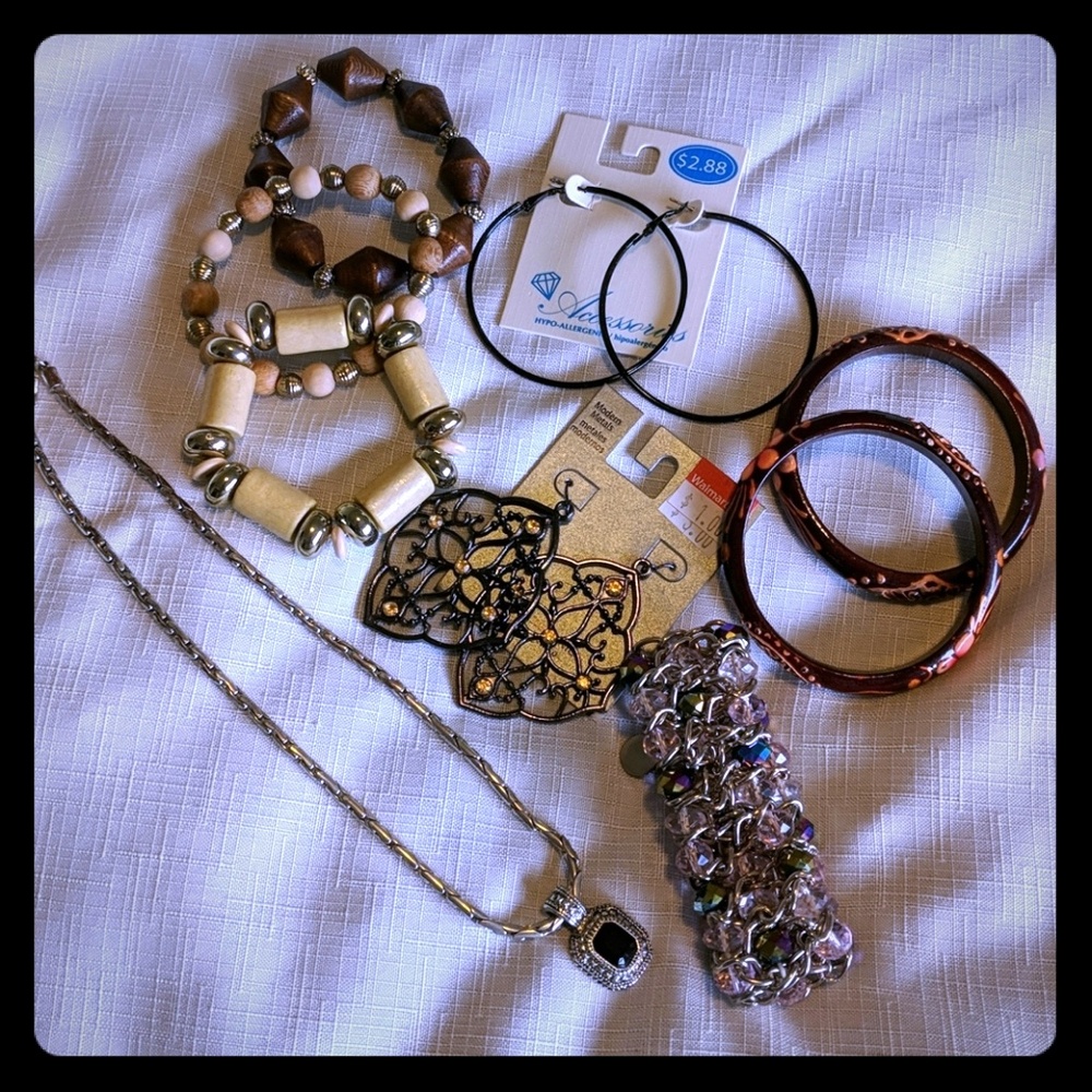 Costume Jewelry Mixed Bag *FREE with purchase!*